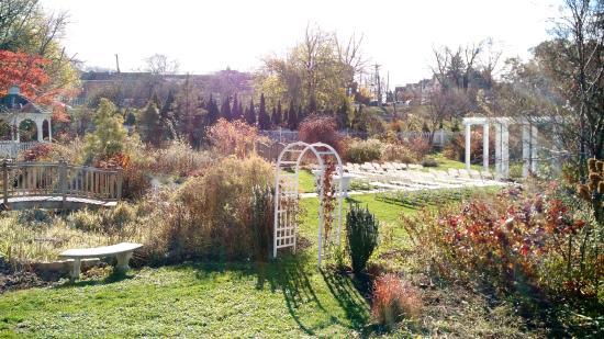 クイーンズ・ボタニカル・ガーデン